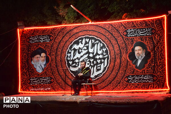 فارسان سیاه‌پوش محرم شد