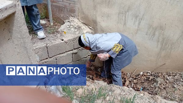 پاکسازی خیابان و کوچه‌های روستای یاسه چای توسط دانش‌آموزان مدرسه ۲۲ بهمن