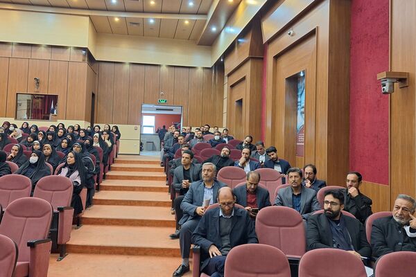 همایش فصلی مدیران مدارس شهرستان پردیس 