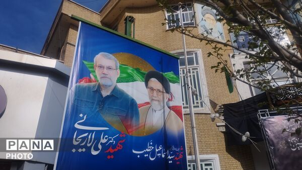قاب های ماندگار از تشیع شهید لاریجانی در حریم امن فاطمی