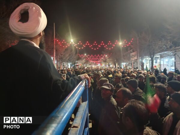 حماسه سازی مردم ولایت مدار چادگان 