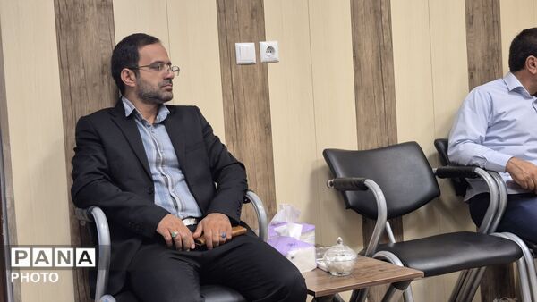 وقتی «جهاد تبیین» به فارسان رسید؛ از تهران تا فارسان