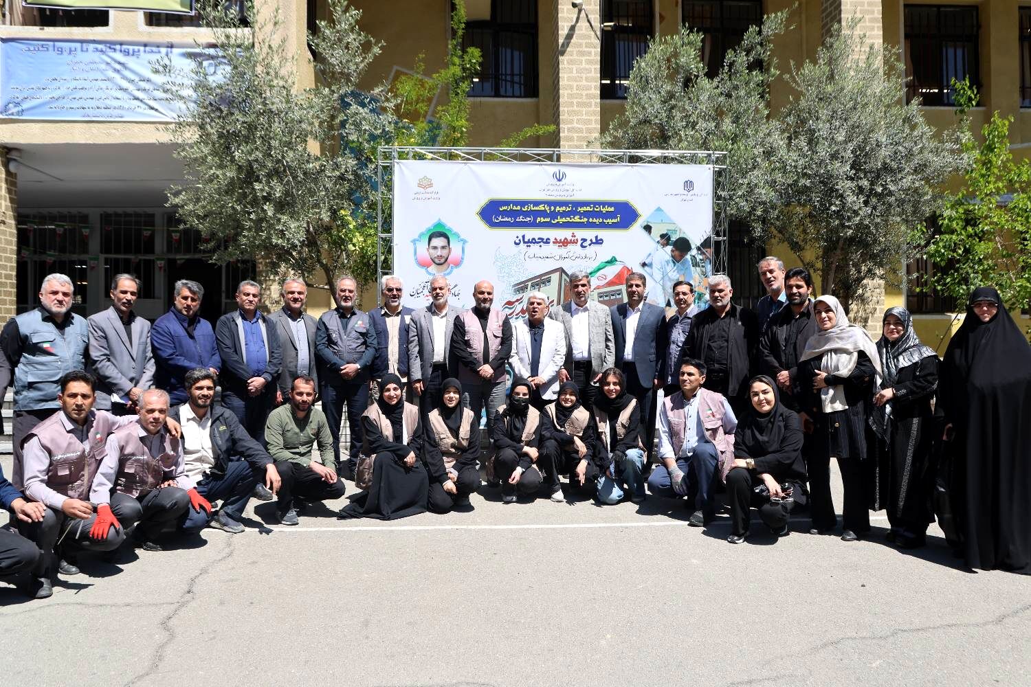 بازدید وزیر آموزش‌ و پرورش از هنرستان شهید چمران تهران