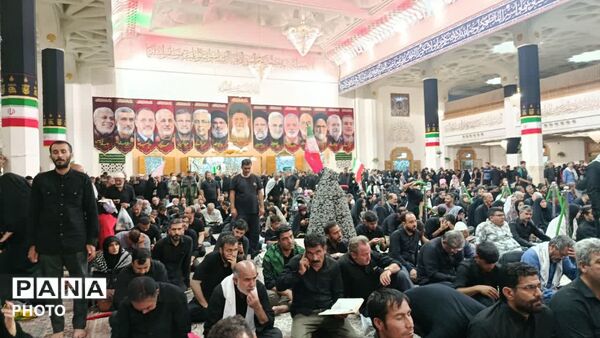 حضور گسترده مردم در جمکران و حرم مطهر برای بدرقه رهبر شهید