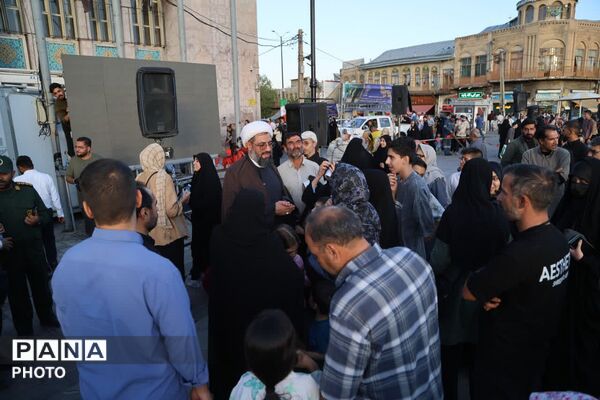 رونمایی از سرود بزرگ همدان و رژه خودرویی نیروهای مسلح