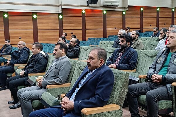 همایش پدران به‌مناسبت ولادت حضرت علی (ع) در سالن فدک ناحیه 2 شهرری 