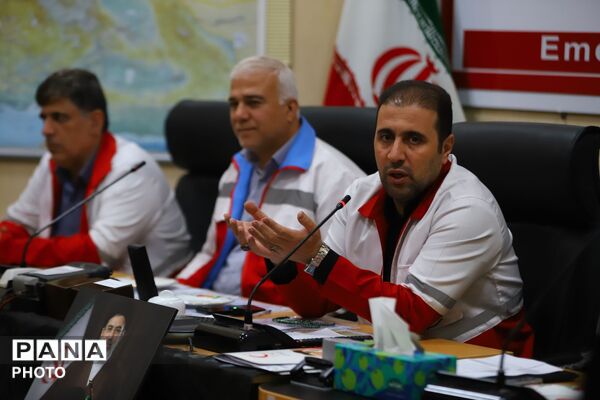 امدادگران؛ قهرمانان خاموش