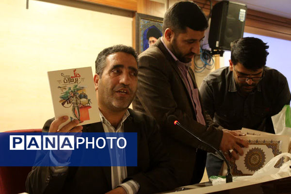 تقدیر از دانش‌آموزخبرنگاران برگزیده رویداد «فرزندان انقلاب» در قم