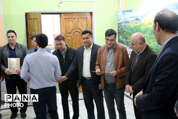 همایش مدیران کانون‌های فرهنگی‌تربیتی و اردوگاه‌های لرستان به میزبانی شهرستان دورود 