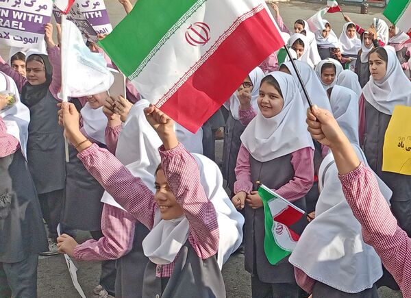 زنگ بصیرت در مدارس شهرستان ایلام