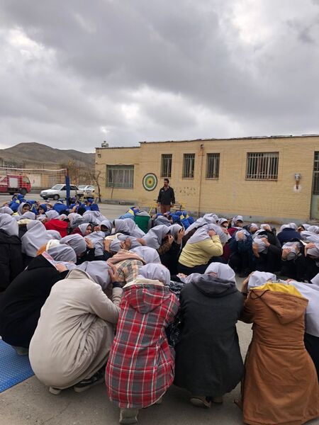 برگزاری مانور زلزله در شهرستان رازوجرگلان 