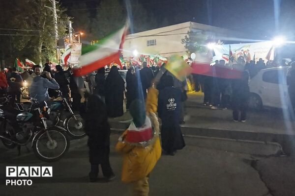مردم دلتنگ رهبر امت اسلام، حضرت آیت الله خامنه‌ای