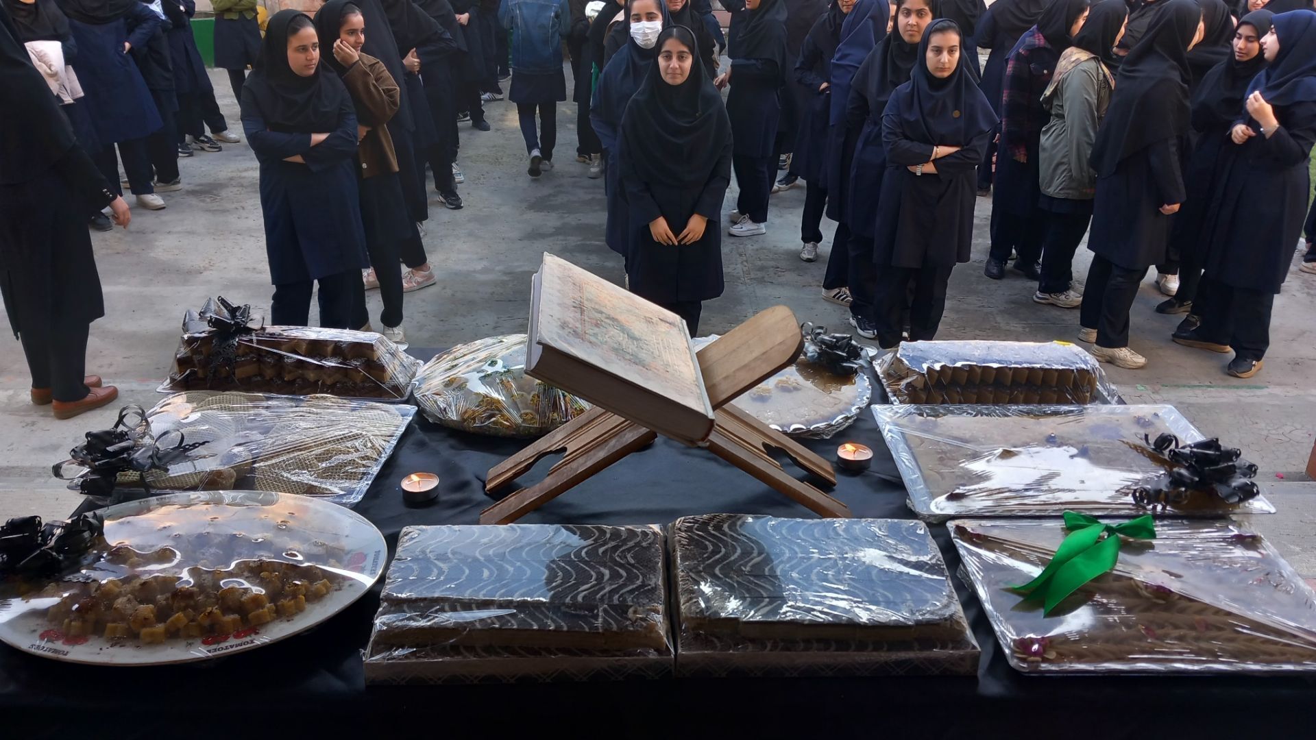 برپایی مراسم عزای فاطمی در مدرسه فاطمیه سیاهکل