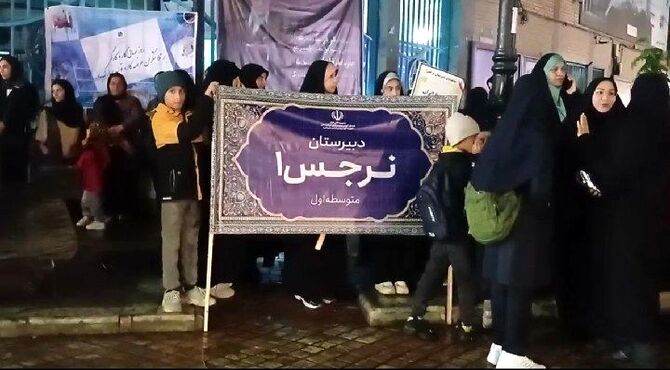 حضور دبیرستان نرجس یک در اجتماع دختران جان فدای امام رضایی