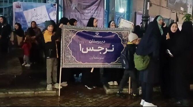 حضور دبیرستان نرجس یک در اجتماع دختران جان فدای امام رضایی