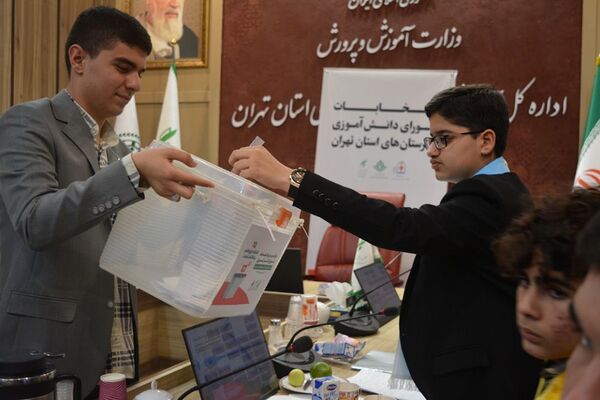 برگزاری انتخابات شورای دانش آموزی شهرستان‌های استان تهران