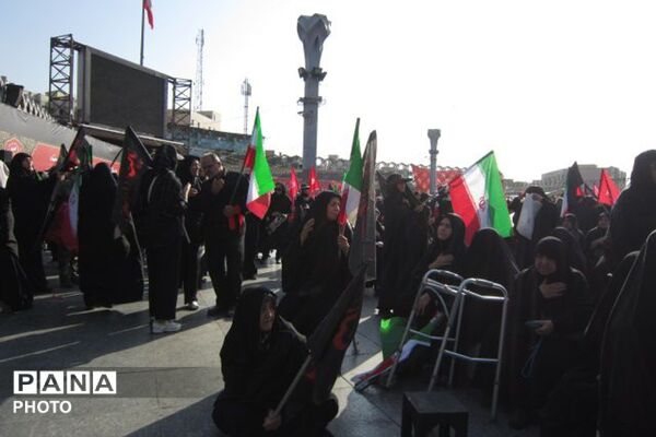 قدم‌هایی به عشق کربلا؛ روایت دلدادگان حسینی در پیاده‌روی جاماندگان اربعین