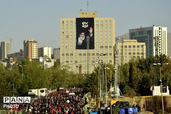 باید برخاست