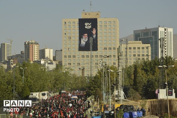 باید برخاست
