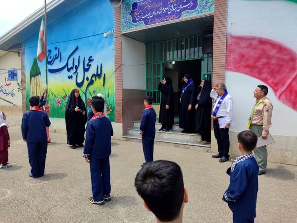 آشنایی با فرهنگ و بازی‌های بومی و محلی در ارزیابی سازمان دانش‌آموزی از مدارس قائمشهر