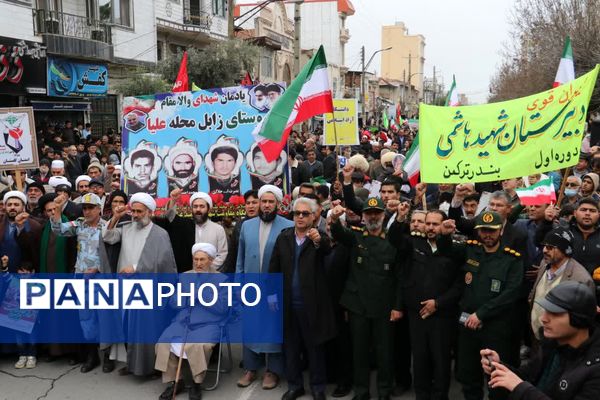 بندر ترکمن یکصدا با انقلاب؛ حماسه حضور در ۲۲ بهمن
