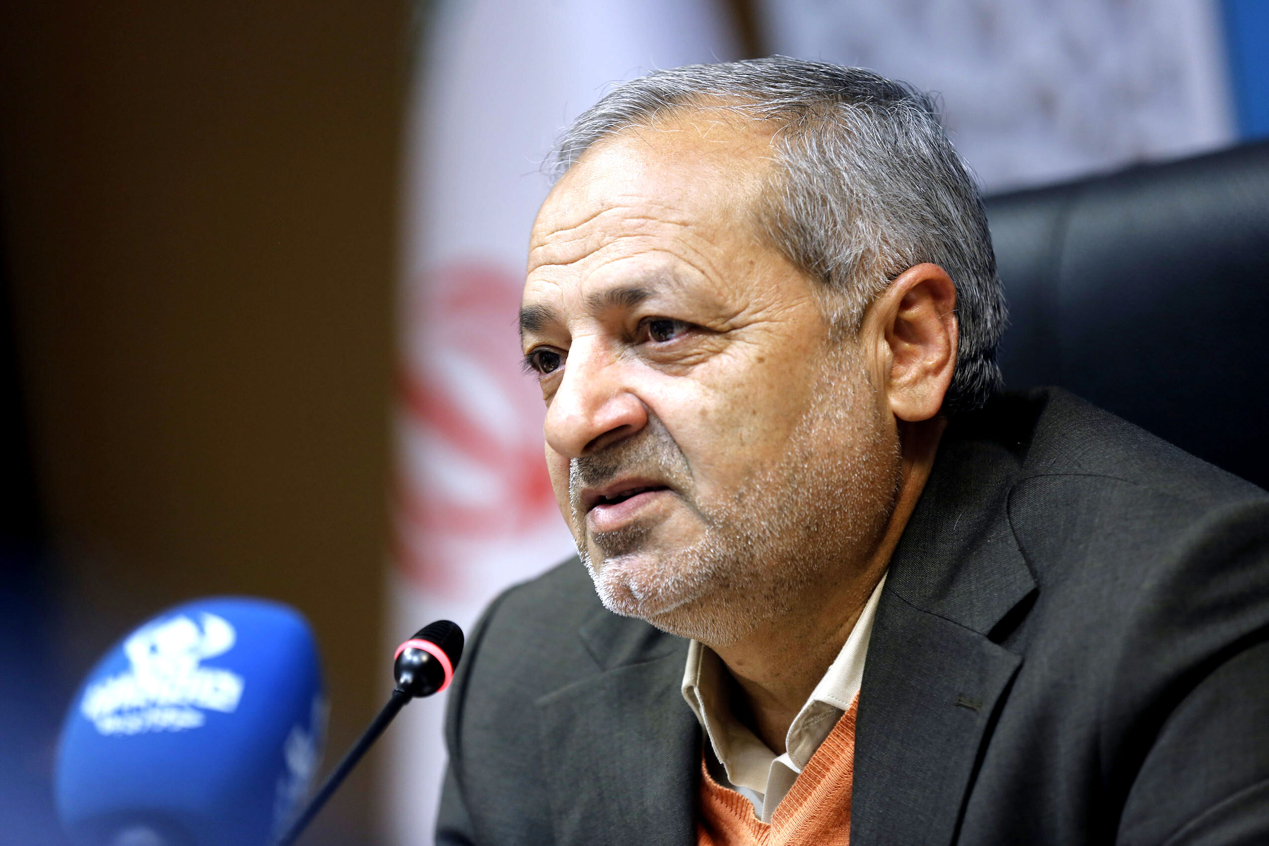 رتبه‌بندی شامل معلمان رسمی و پیمانی می‌شود/ پاداش پایان خدمت معلمان به‌زودی به حساب آن‌ها واریز می‌شود