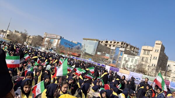 تجمع مردم غیور، انقلابی و ولایتمدار اسلامشهر در جشن ۴۶ سالگی انقلاب اسلامی