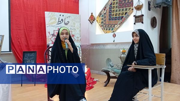 وقتی نوجوانان قلم به دست گرفتند شب شعر رنگی تازه یافت