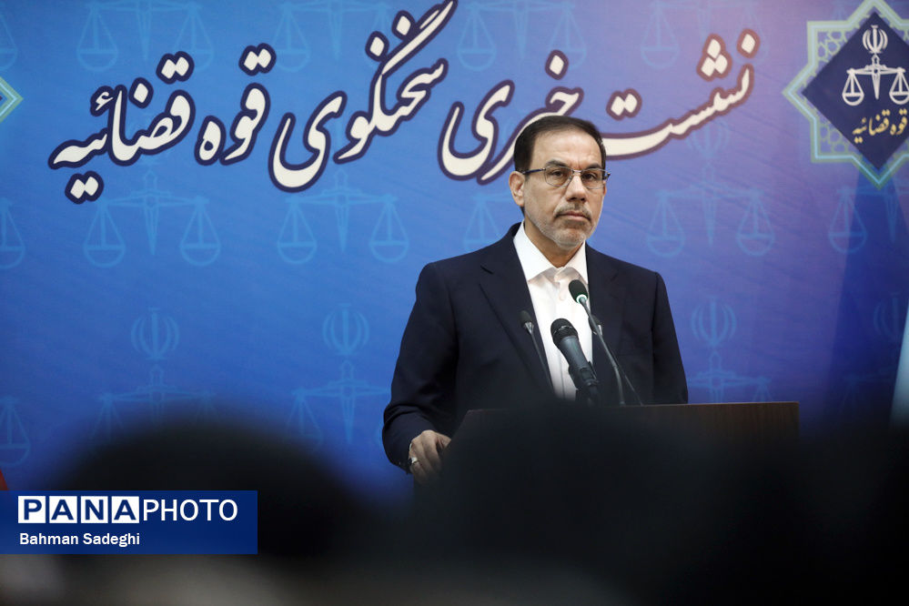 پیگیری حقوق بیماران نابیناشده به معنای توهین به جامعه نابینایان نیست