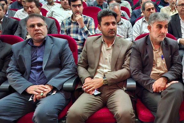 برگزاری جشن سپاس معلم در پلدختر و قدردانی از معلمان برتر