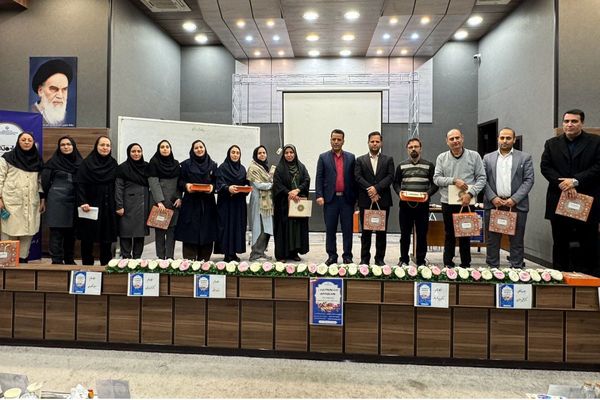 رقابت ۳۱ دانش‌آموز ممتاز همیار معلم ملاردی 
