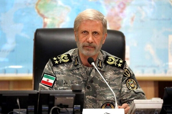خلبانان شجاع‌مان پایگاه‌های آمریکا در منطقه را کوبیدند
