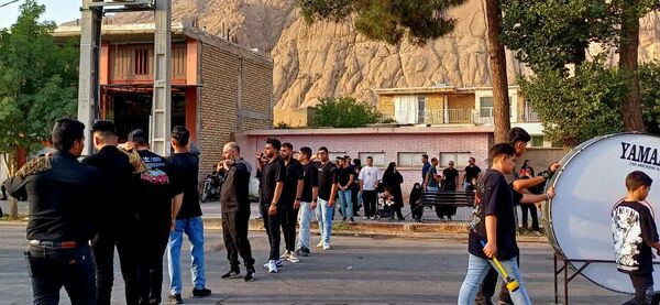 تاسوعای حسینی مکتب ایثار وآزادگی 