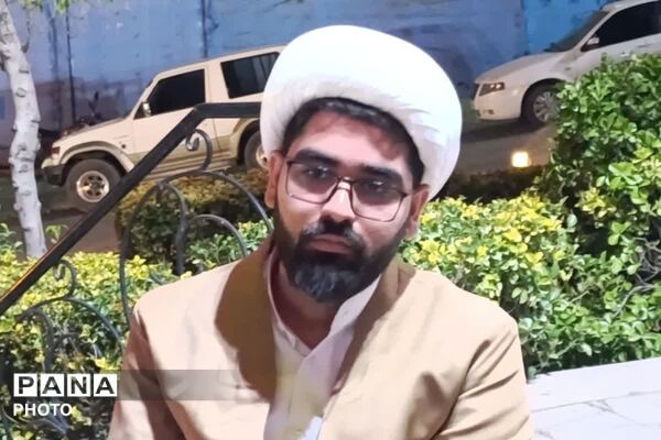  کافه گفتگو نوجوانان مبارز رودهن در تجمعات مردمی شبانه