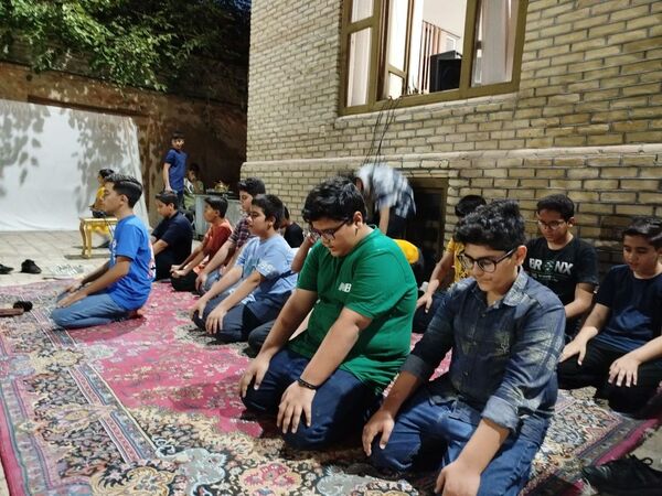 اردوی شبانه دانش‌آموزی در کانون فرهنگی مثبت بی‌نهایت شهرستان کاشمر 