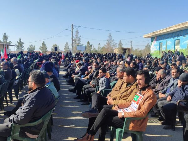 حضور پرشور مردم انقلابی شهر حسن آباد جرقویه علیا در راهپیمایی یوم الله ۲۲ بهمن