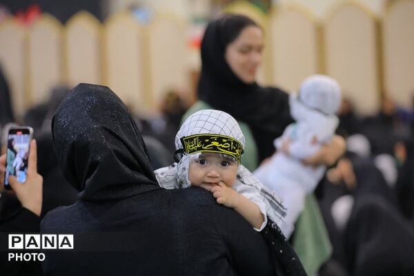 همایش شیرخوارگان حسینی با حضور پرشور مادران 