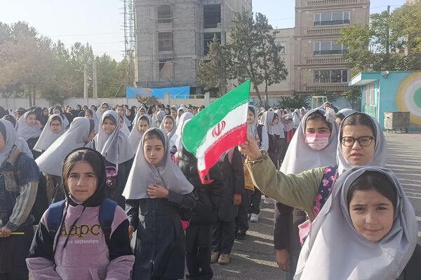دانش‌آموزان شهریاری روز اول سال تحصیلی را به پایان رساندند