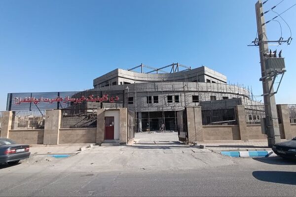 سفر یک‌روزه استاندار تهران به شهرستان بهارستان