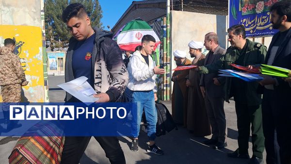 اعزام دانش‌آموزان پسر آشخانه به راهیان نور 