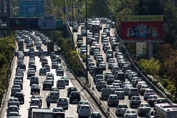ثبت بیش از ۲۱۵ میلیون تردد در جاده‌های کشور