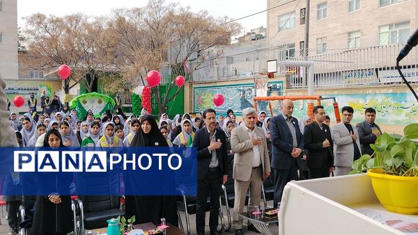  طنین زنگ انقلاب در مدرسه «طوبی» ناحیه ۶ مشهد