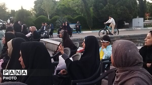 اهالی فرهنگ، هنر و رسانه نیشابور همانند مردم پای کار انقلاب 