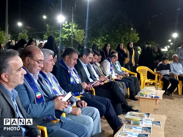 برپایی غرفه «با انرژی‌ها» با حضور مدیرکل آموزش و پرورش لرستان
