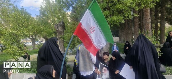 حضور گسترده اهالی زاگرس در چهلم رهبر شهید