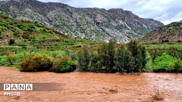معمولان؛ نگین سرسبز زاگرس در آغوش لرستان