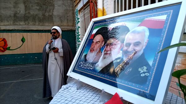 مراسم وداع با شهید گمنام در دبیرستان دانشور یک نیشابور