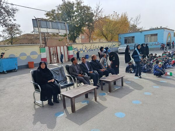 زنگ استکبار ستیزی در مدارس رضویه