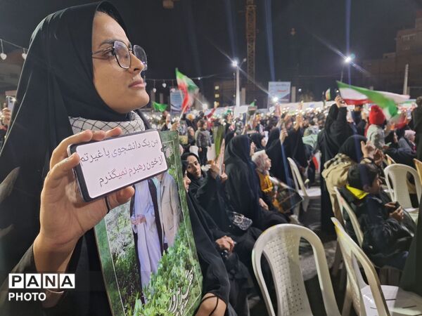 شکوه حضور آزادشهری ها در تجمعات