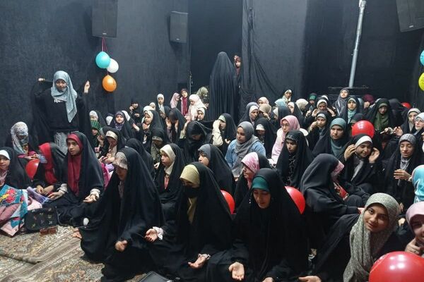 جشن ولادت امیرالمؤمنین امام علی(ع) در مسجد حسین‌بن‌علی قائمیه